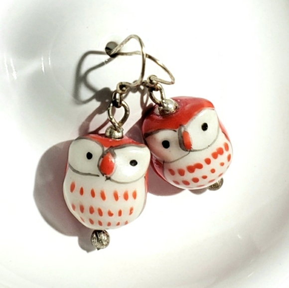 VINTAGE look Ceramic Owl Earrings, Hand made Painted,ss ear wires. NEW - Picture 4 of 5